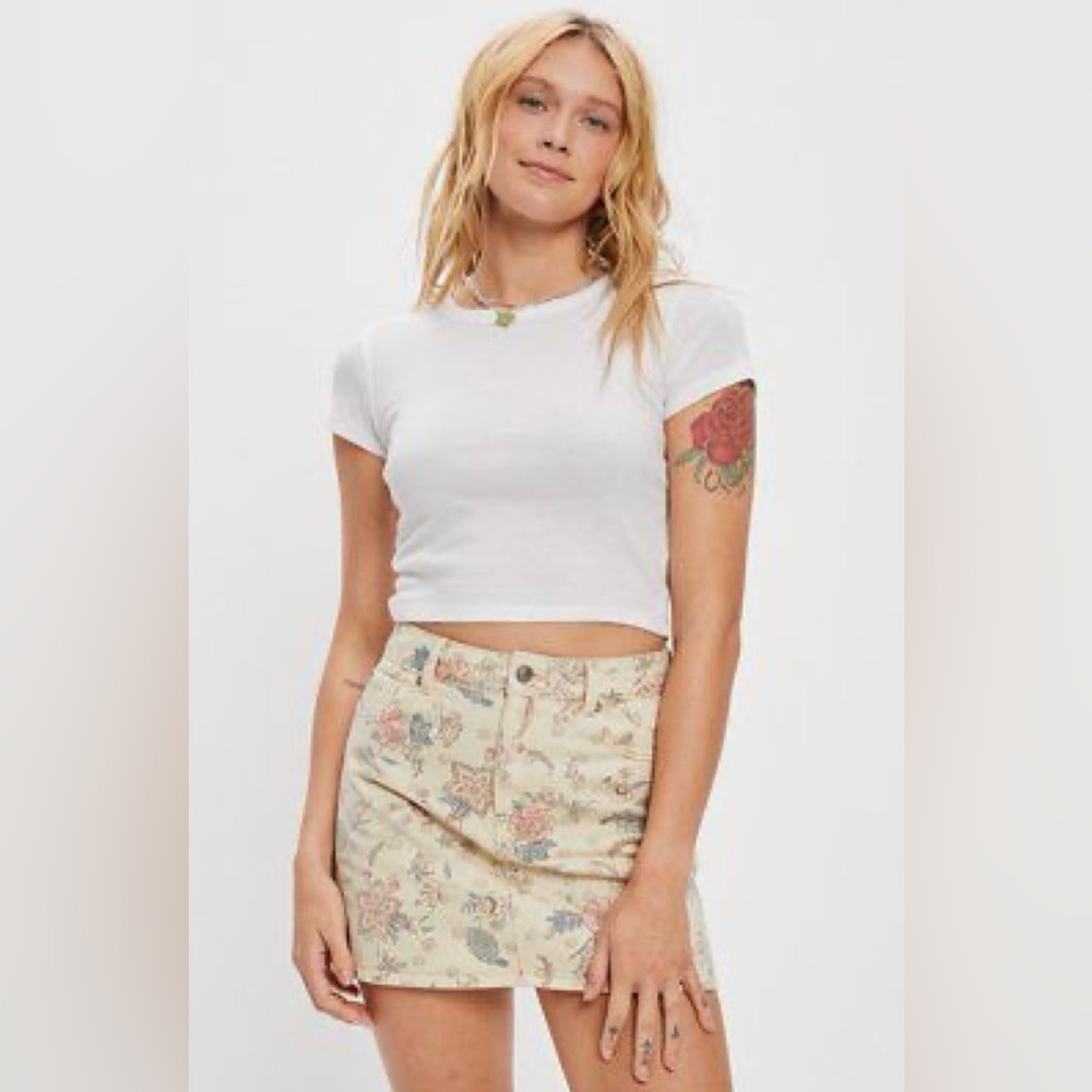 NWT ✨ American Eagle super high-rise floral Spring A-line mini skirt Size 6